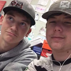 Meet your Posher, Hunter